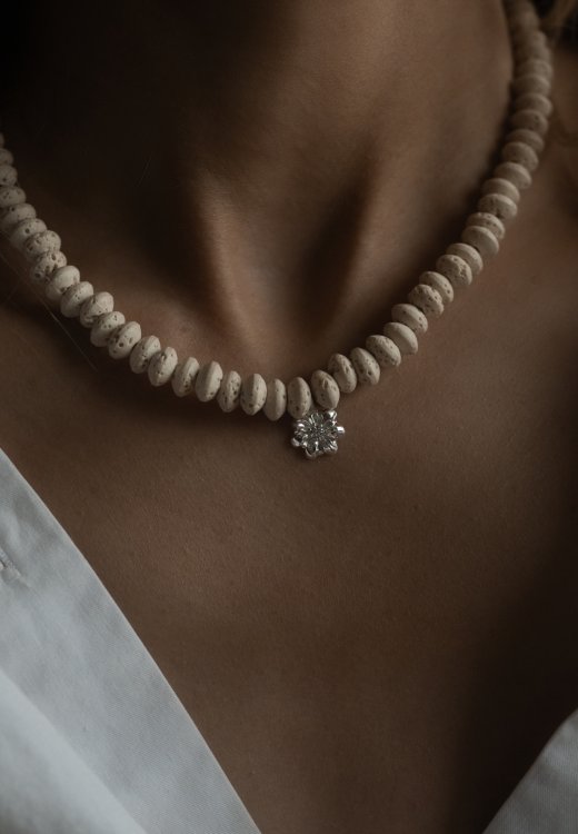 NASZYJNIK No.08 Beige