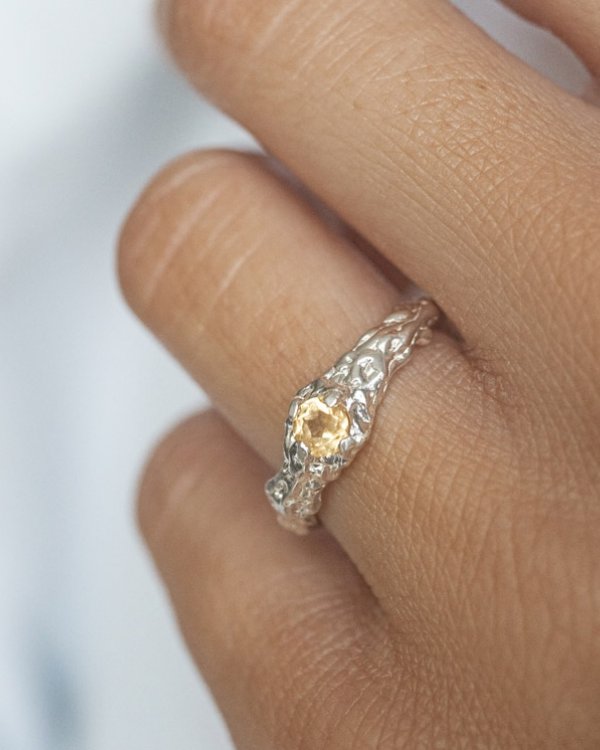 PIERŚCIONEK RAW NO.3 Z CYTRYNEM